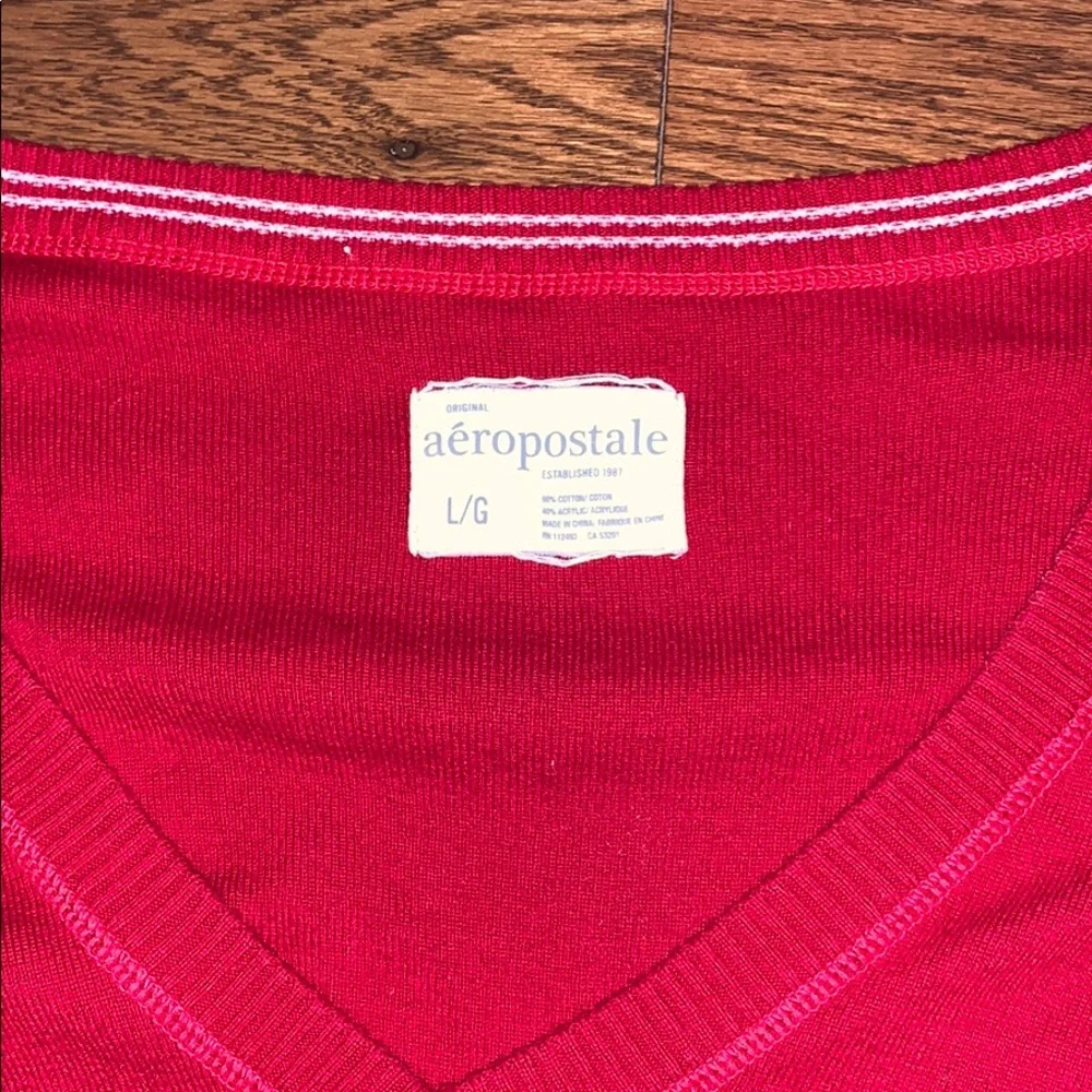 Red sweater - Picture 2 of 2